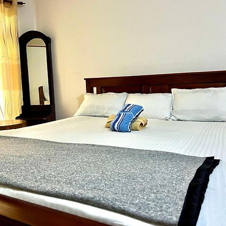 Pineview Lodge אלה מראה חיצוני תמונה