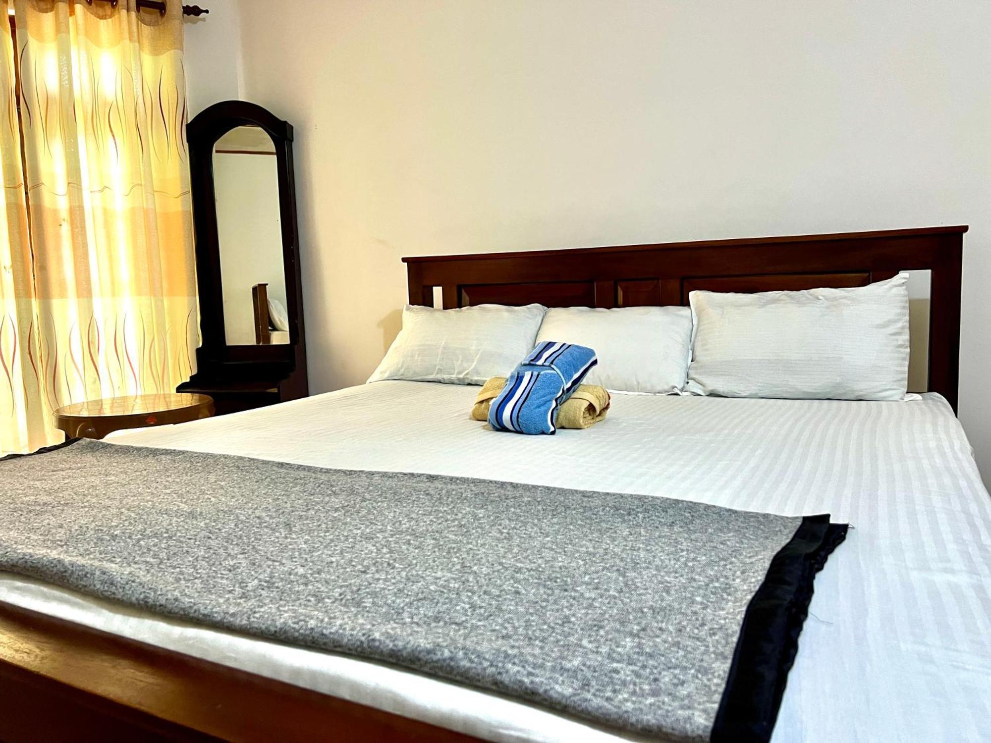 Pineview Lodge אלה מראה חיצוני תמונה
