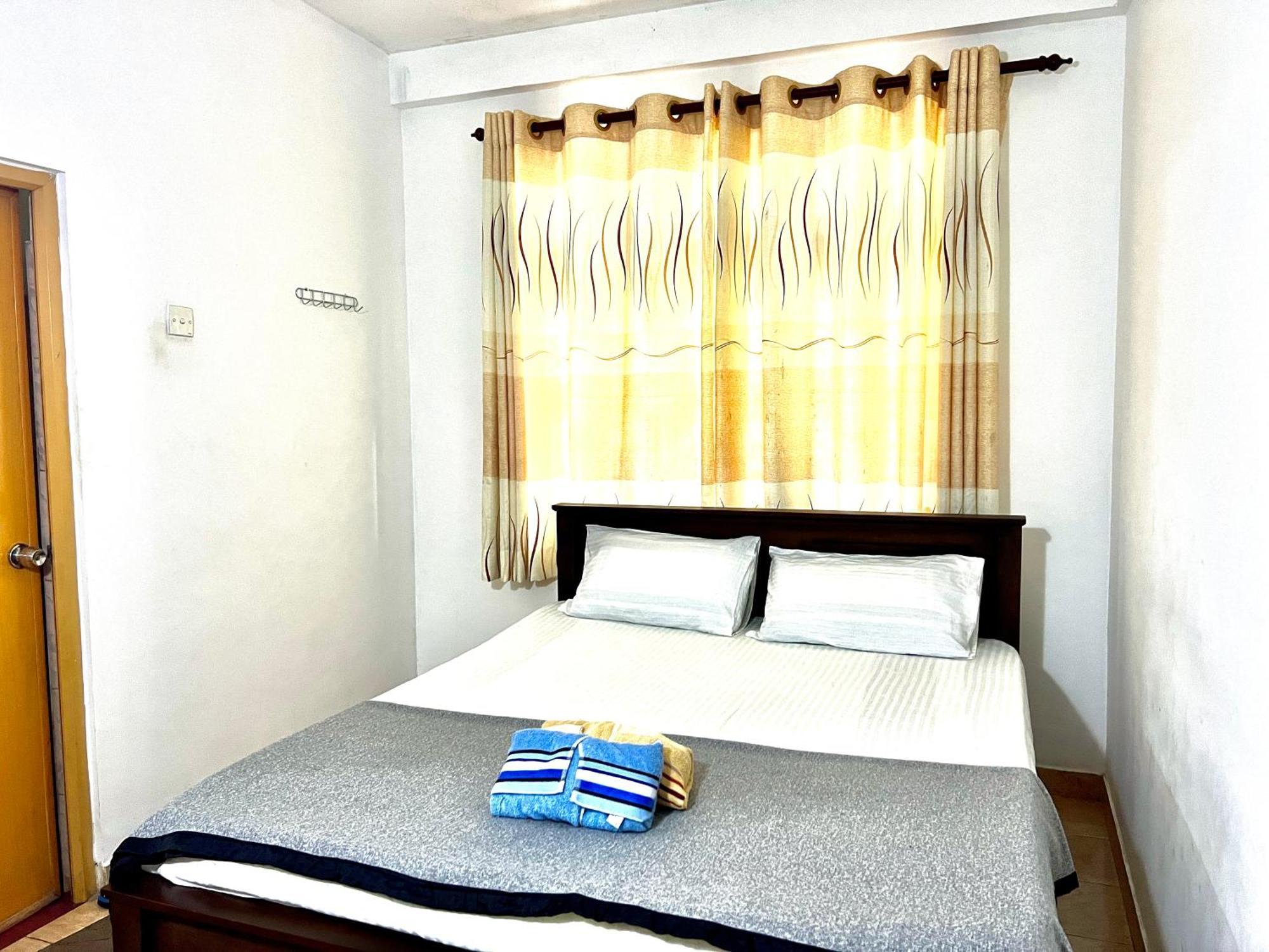 Pineview Lodge אלה מראה חיצוני תמונה