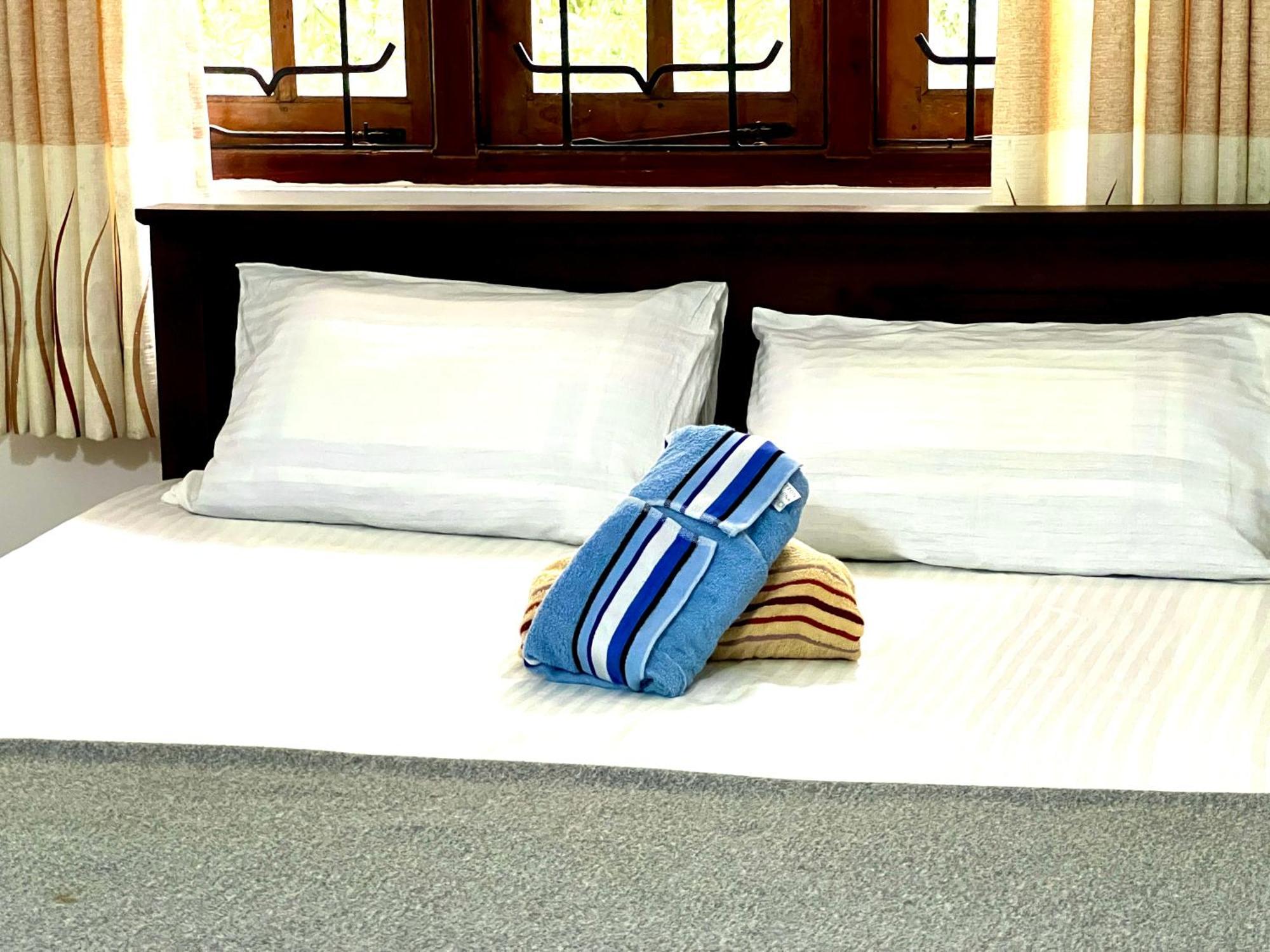Pineview Lodge אלה מראה חיצוני תמונה